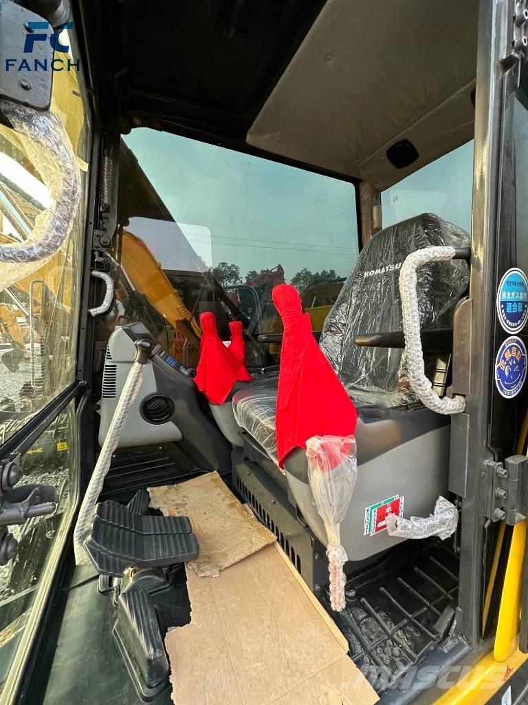 Komatsu PC 70 Bagri goseničarji