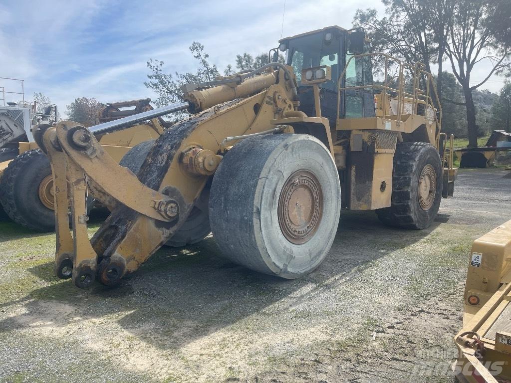CAT 988 H Kolesni nakladalci