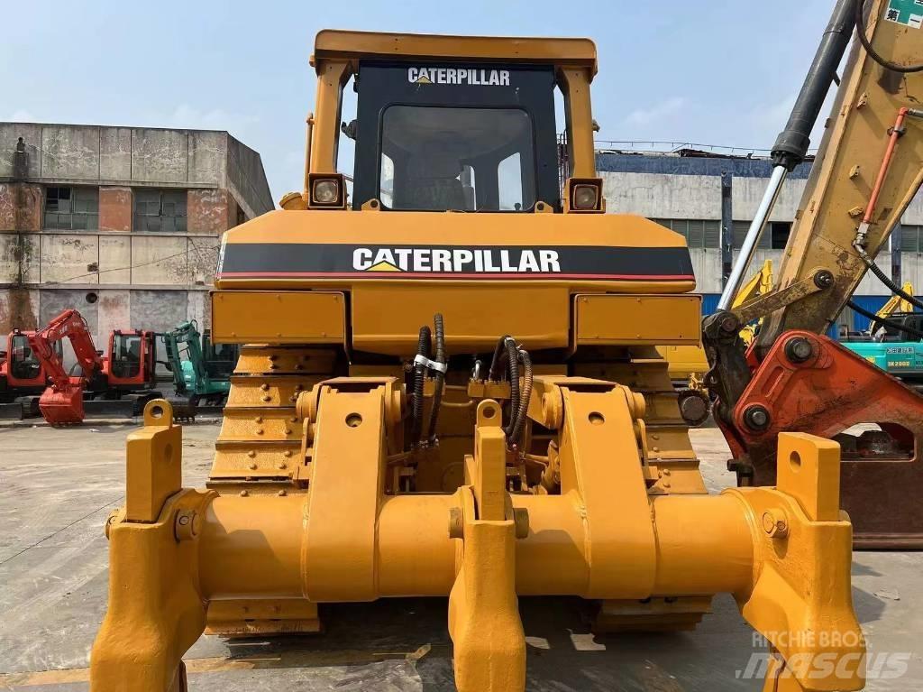 CAT D8R Buldožerji goseničarji
