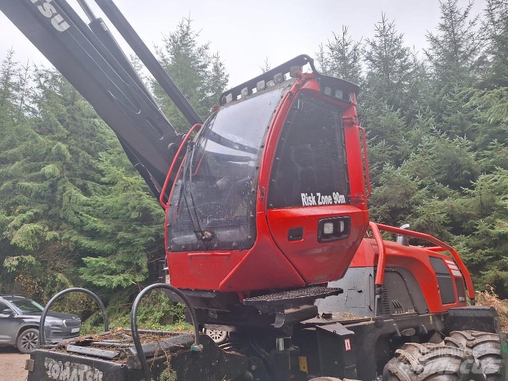 Komatsu 901 XC Harvesterji