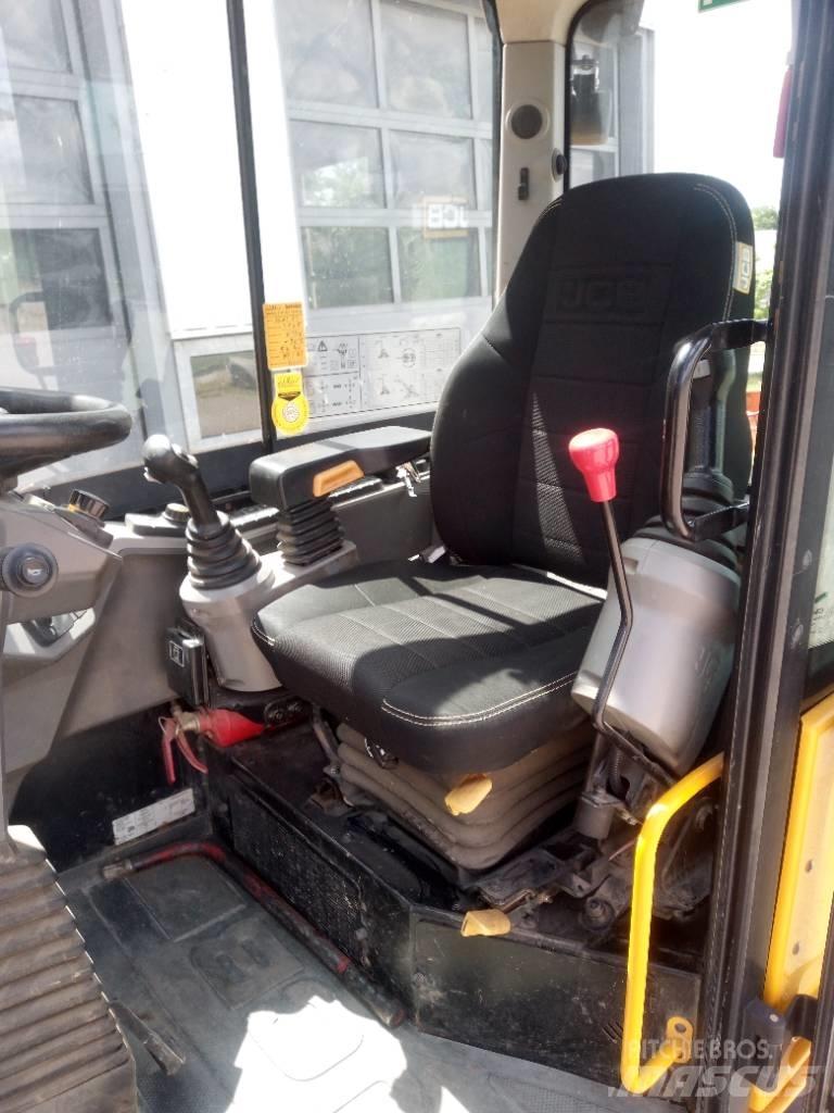 JCB Hydradig 110W Bagri na kolesih