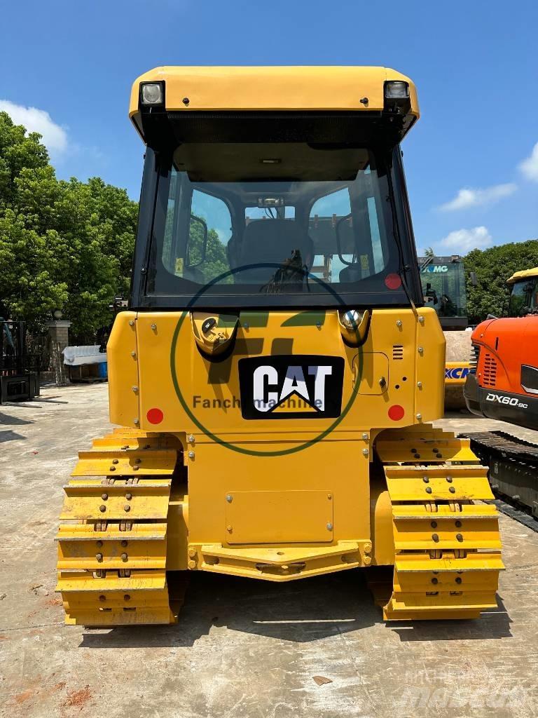 CAT D 5 K Buldožerji goseničarji