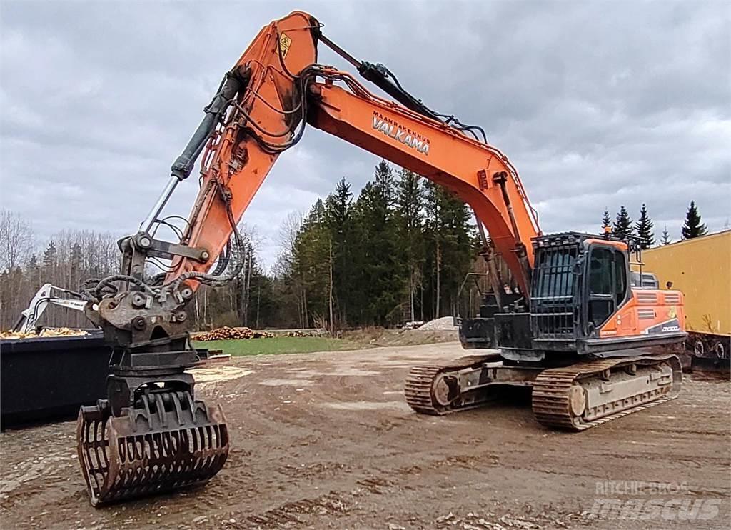 Doosan DX300 LC-5 Bagri goseničarji