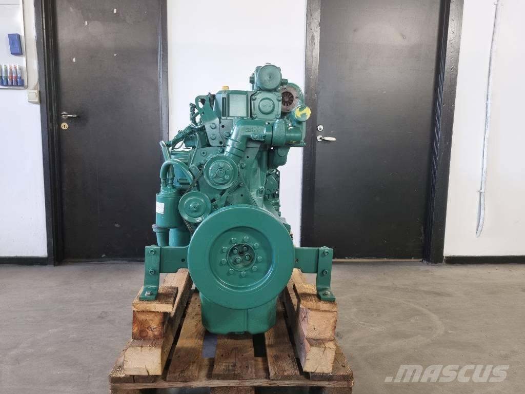 Volvo L120E motor Kolesni nakladalci
