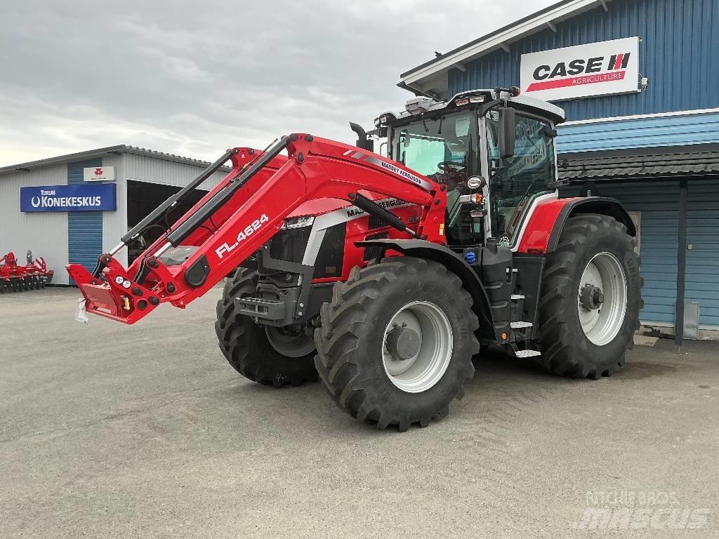 Massey Ferguson 8 S Traktorji