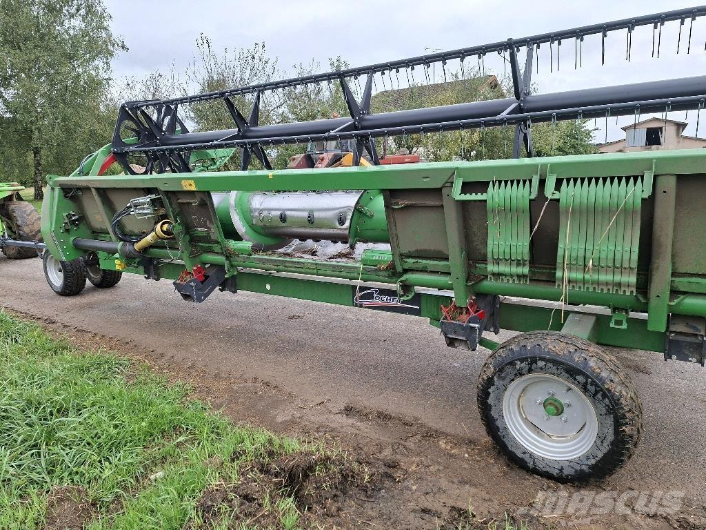 John Deere T550i Kombajni