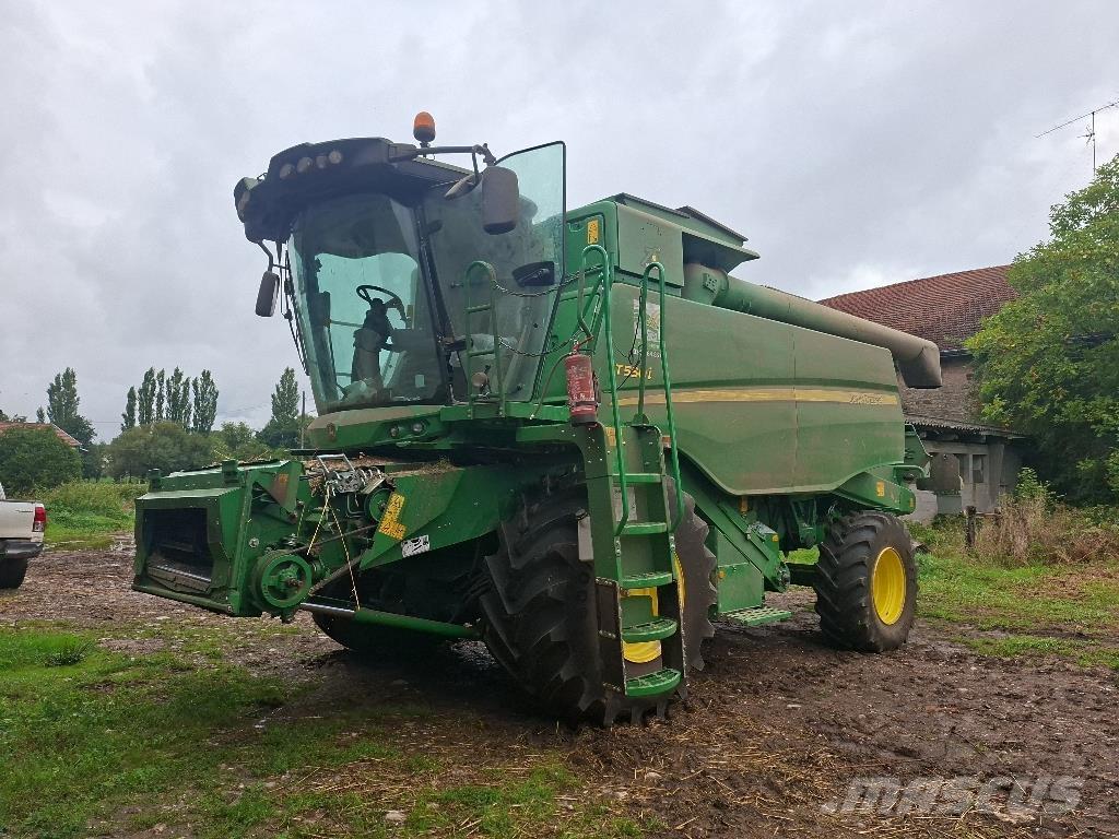 John Deere T550i Kombajni