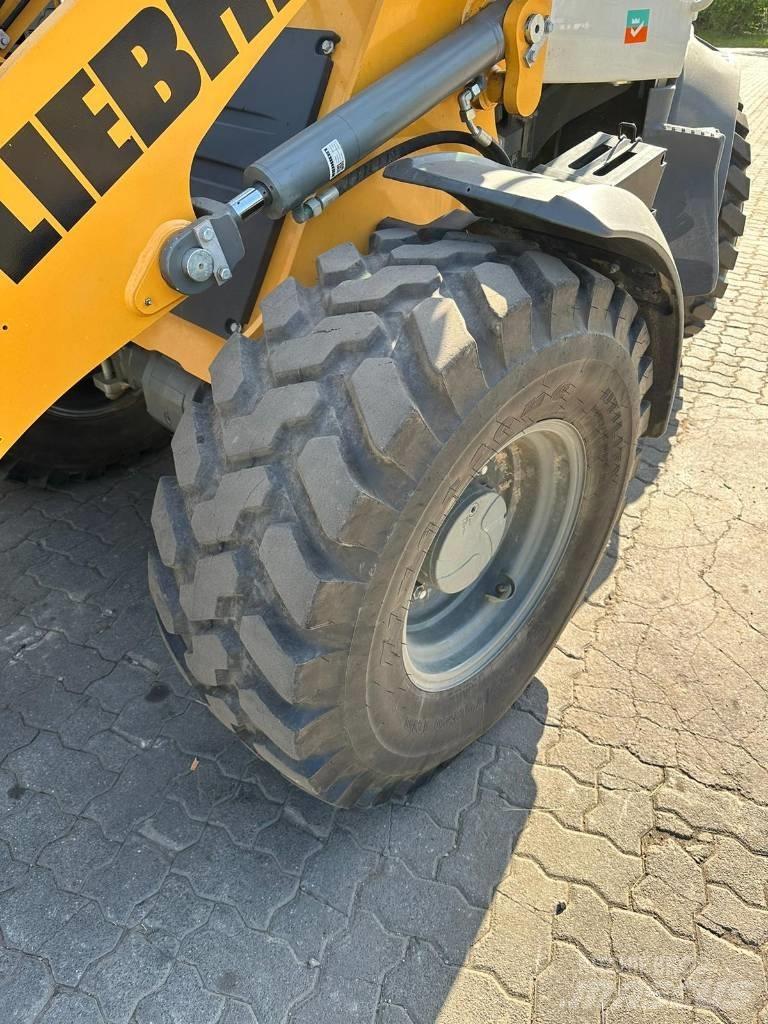Liebherr L 507 Kolesni nakladalci