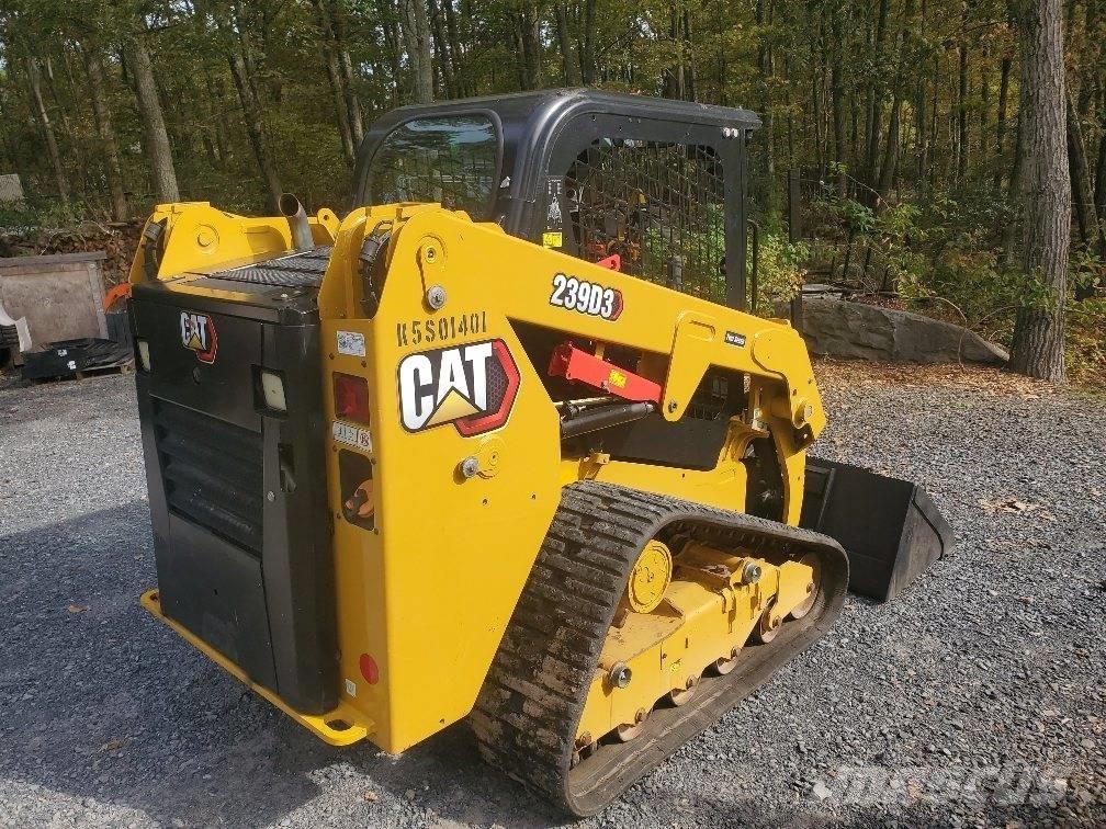 CAT 239 D Skid steer mini nakladalci