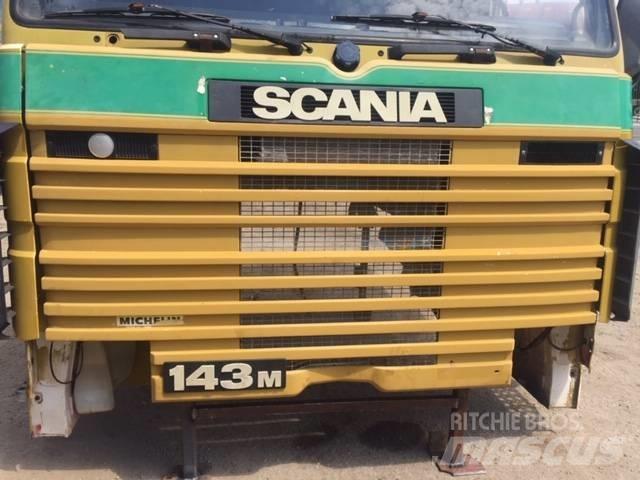 Scania 143-450 Kabine in notranjost
