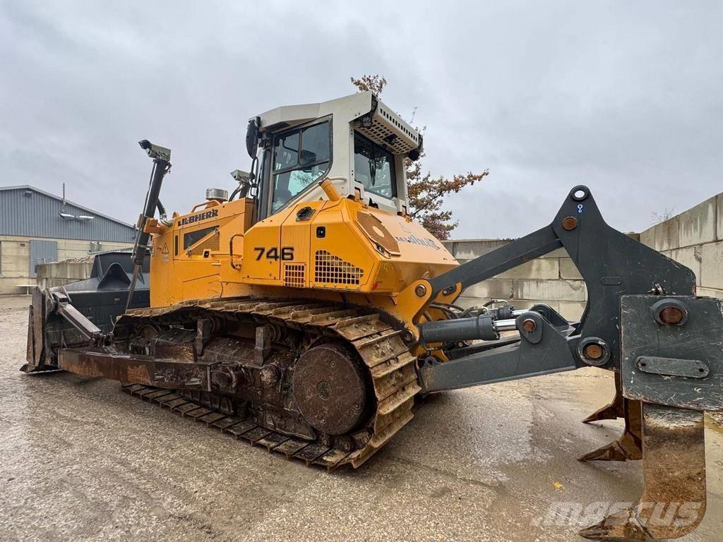Liebherr PR 746 L Buldožerji goseničarji