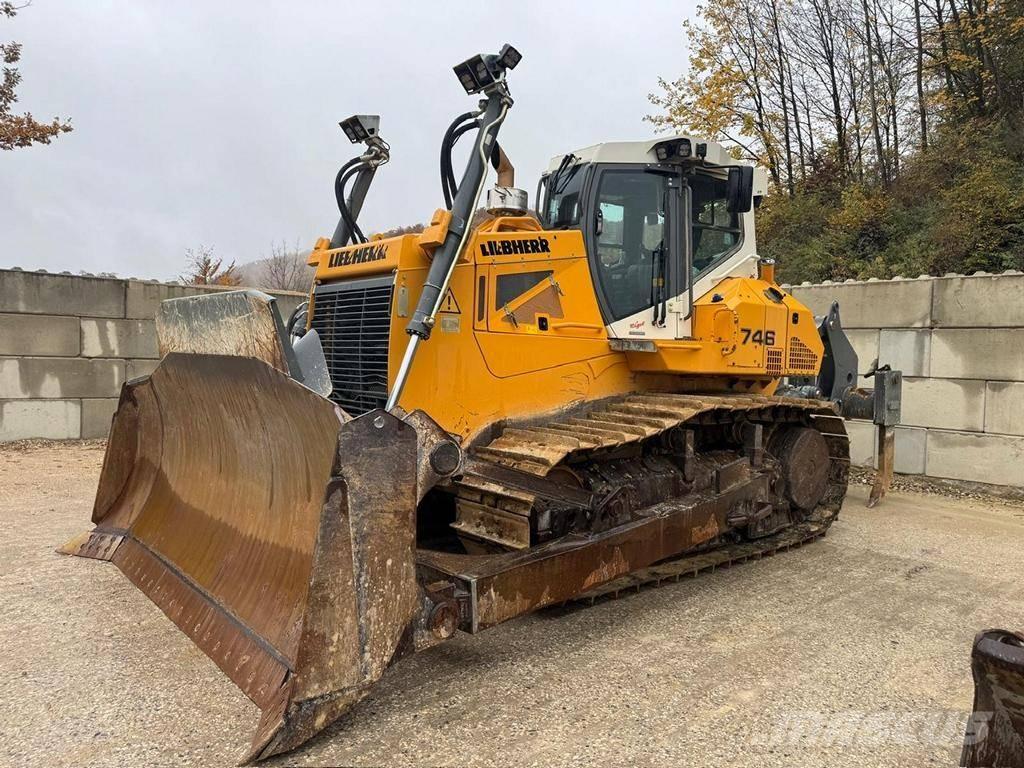 Liebherr PR 746 L Buldožerji goseničarji