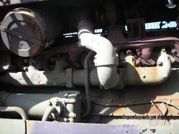 CAT D8K Buldožerji goseničarji