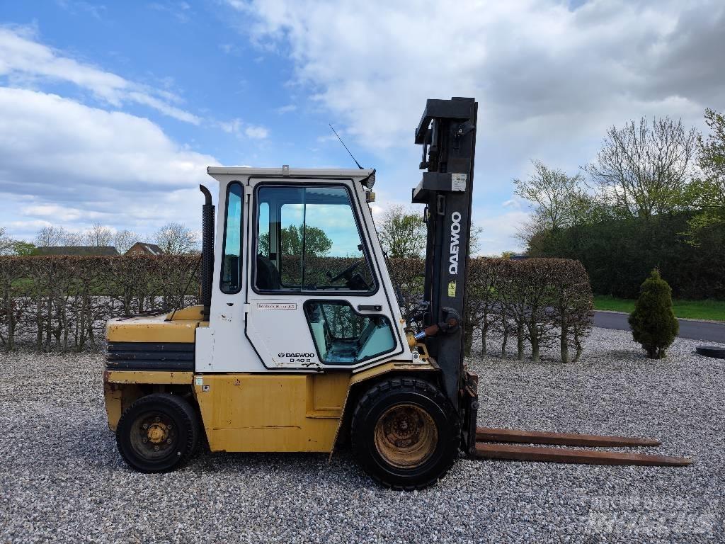 Daewoo D 40 S Dizelski viličarji