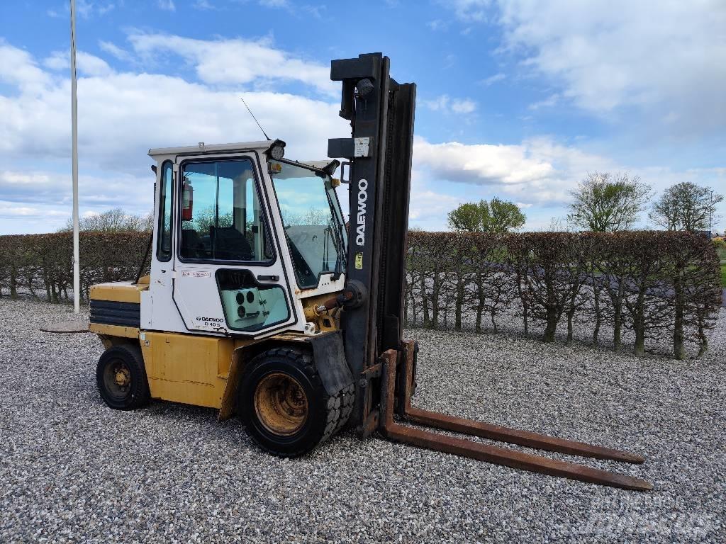 Daewoo D 40 S Dizelski viličarji