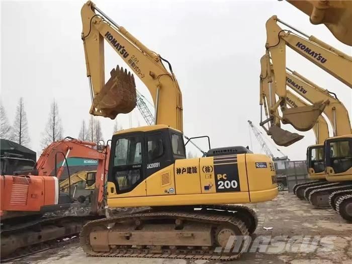 Komatsu PC 200-7 Bagri goseničarji