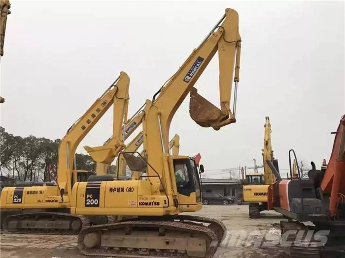 Komatsu PC 200-7 Bagri goseničarji