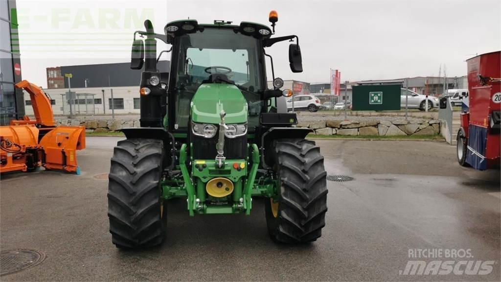 John Deere 6120M Traktorji