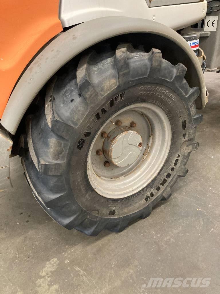 Atlas 65 Kolesni nakladalci