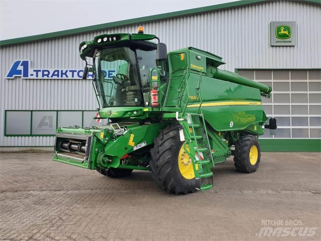 John Deere T670 Kombajni