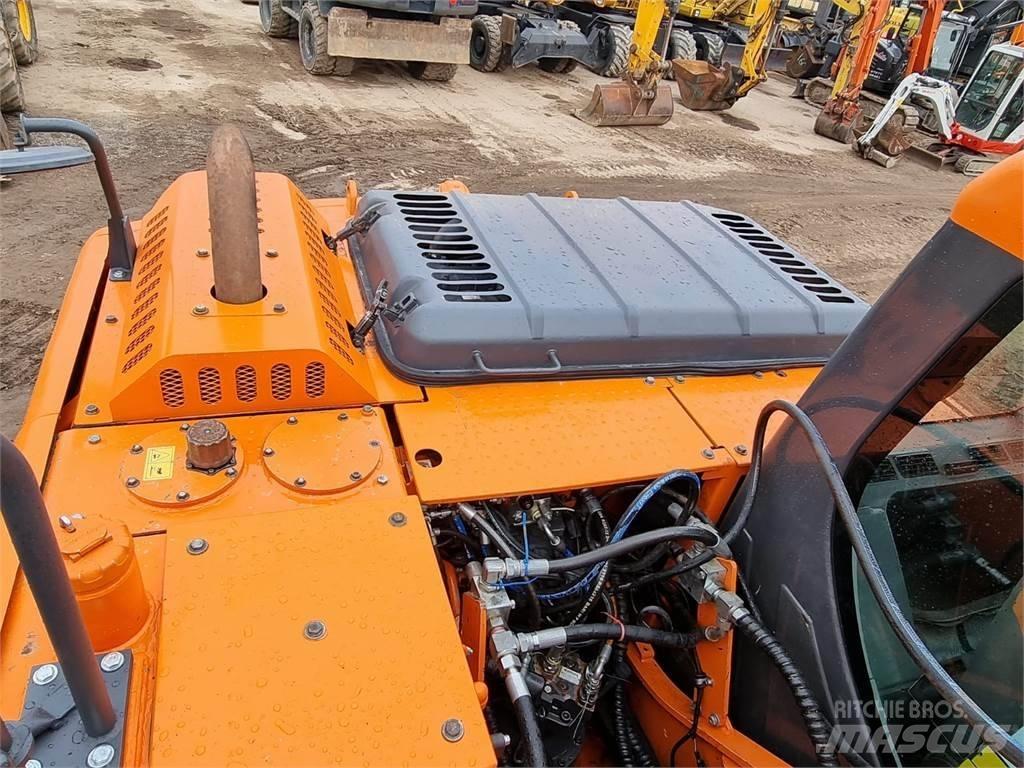 Doosan DX 140 LC-3 Bagri goseničarji
