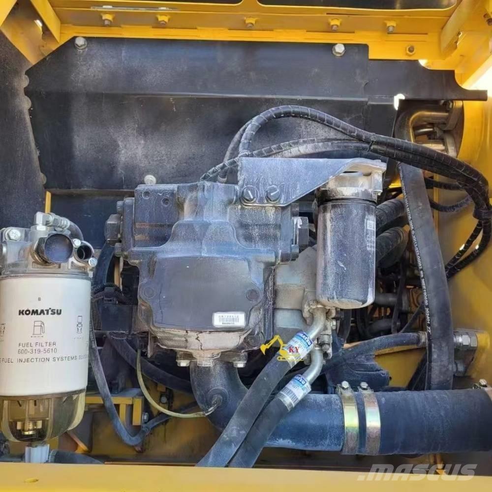 Komatsu PC 210-8 Bagri goseničarji