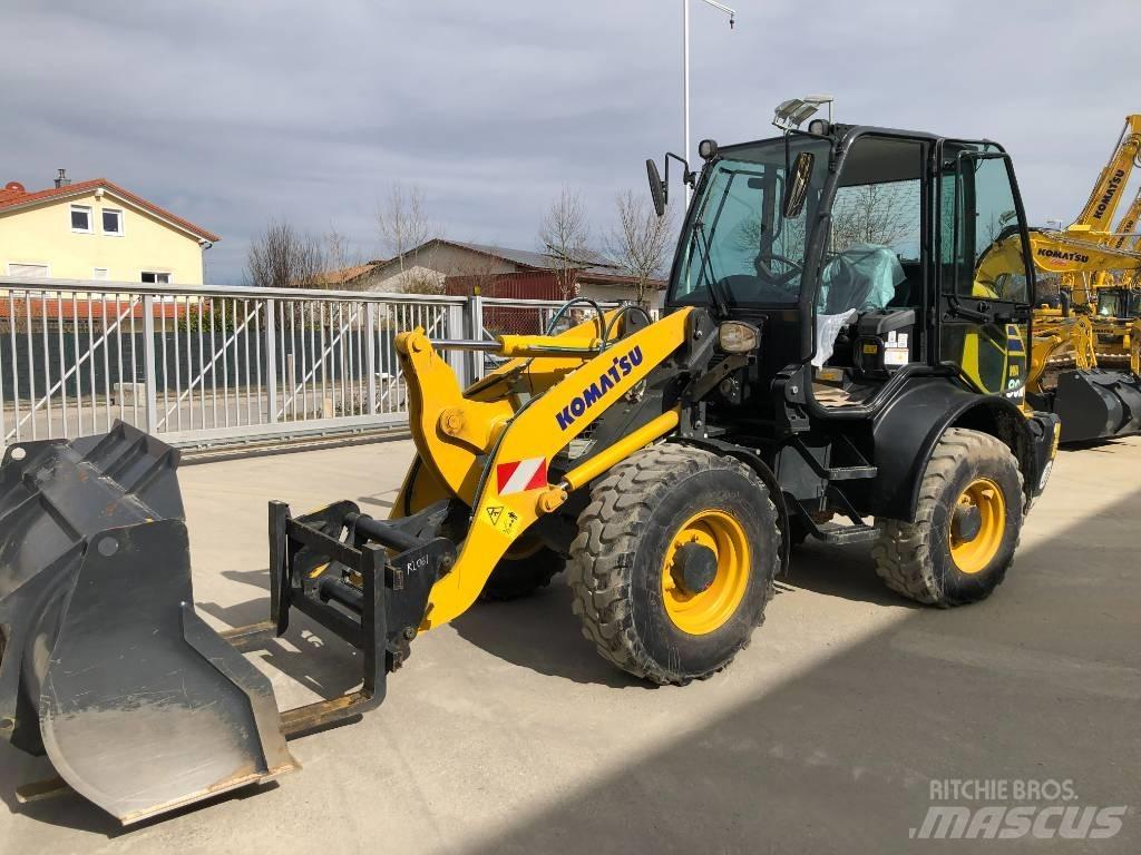 Komatsu WA80M-8 Mini nakladalci