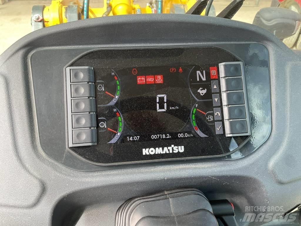 Komatsu WA80M-8 Kolesni nakladalci