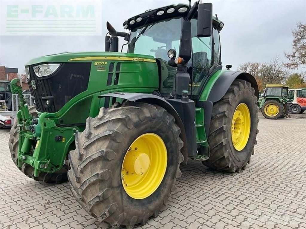 John Deere 6250r Traktorji