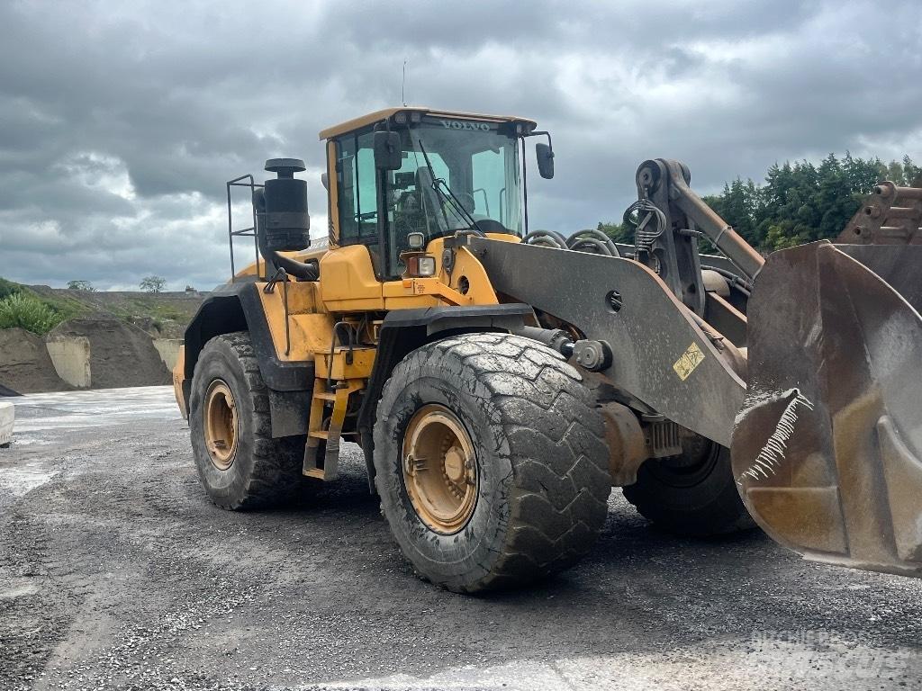 Volvo L 220 G Kolesni nakladalci