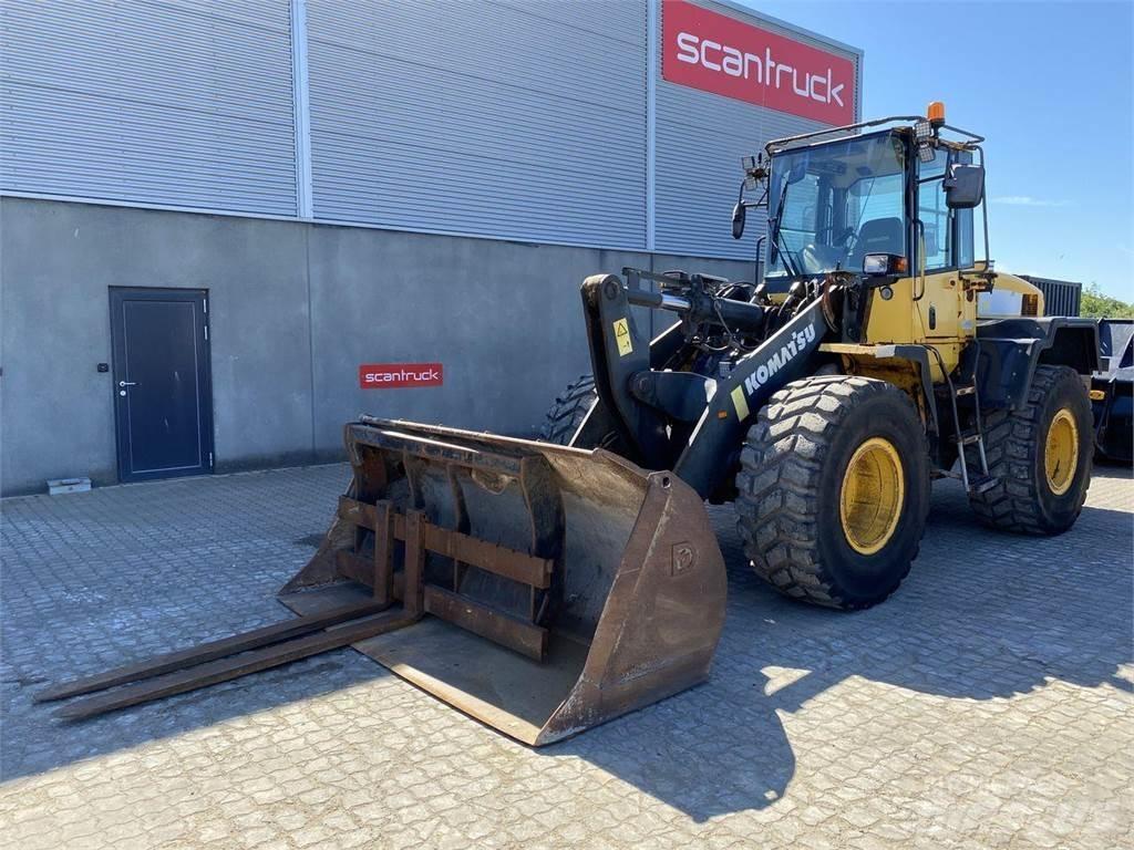 Komatsu WA250PZ-5 Kolesni nakladalci