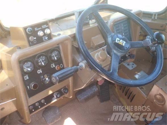 CAT 836C Kompaktorji odpadkov