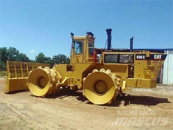 CAT 836C Kompaktorji odpadkov