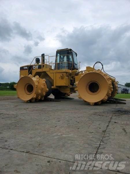 CAT 836G Kompaktorji odpadkov