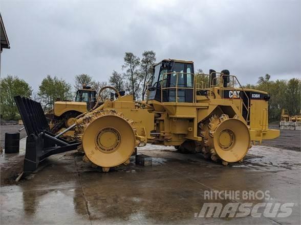 CAT 836H Kompaktorji odpadkov