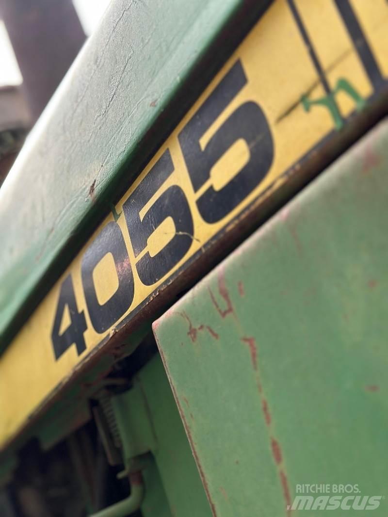 John Deere 4055 Traktorji