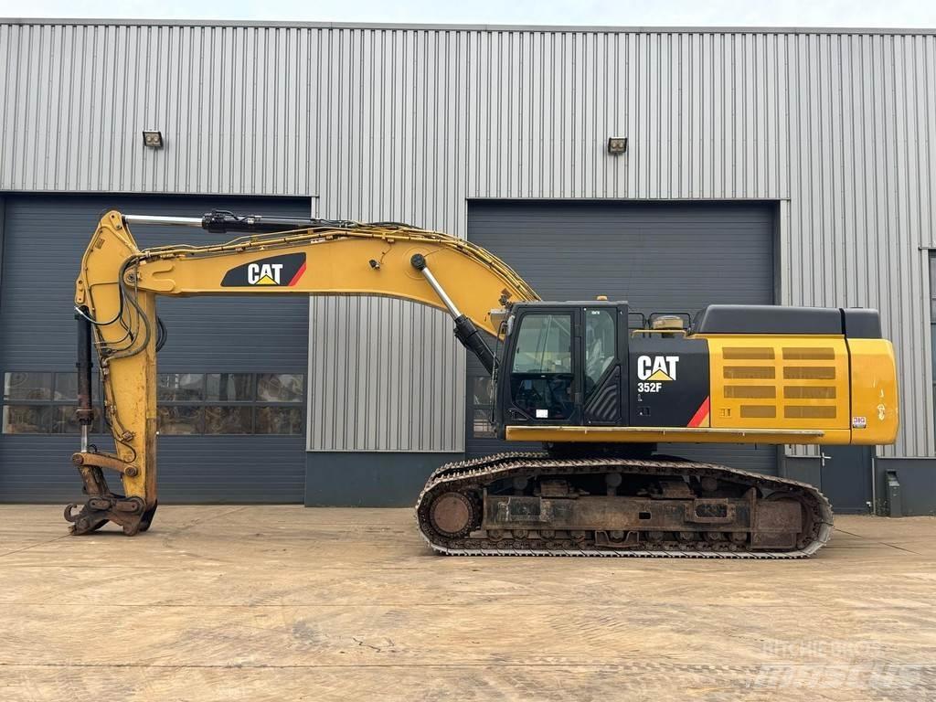 CAT 352F Bagri goseničarji