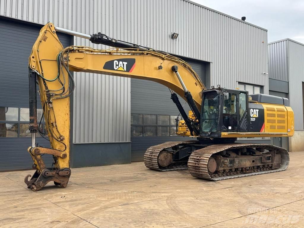 CAT 352F Bagri goseničarji