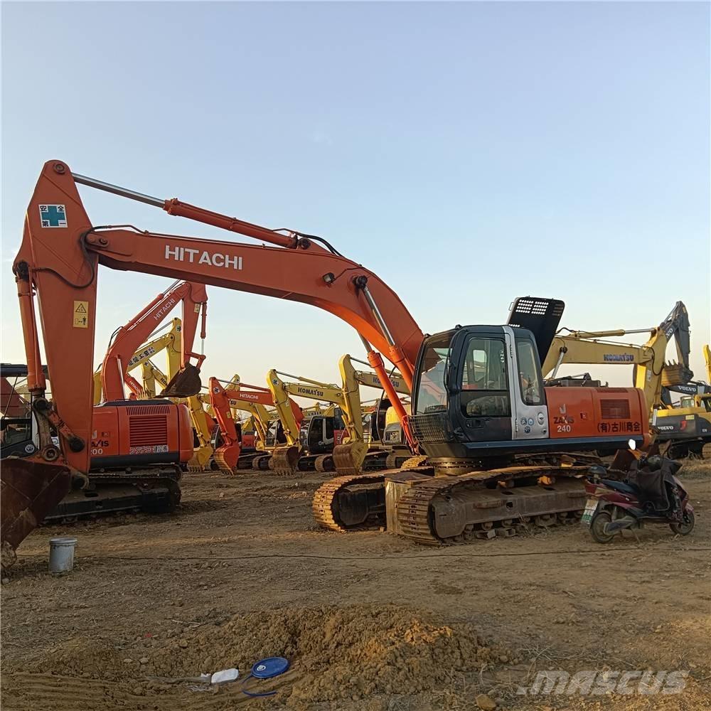 Hitachi ZX240 Bagri goseničarji