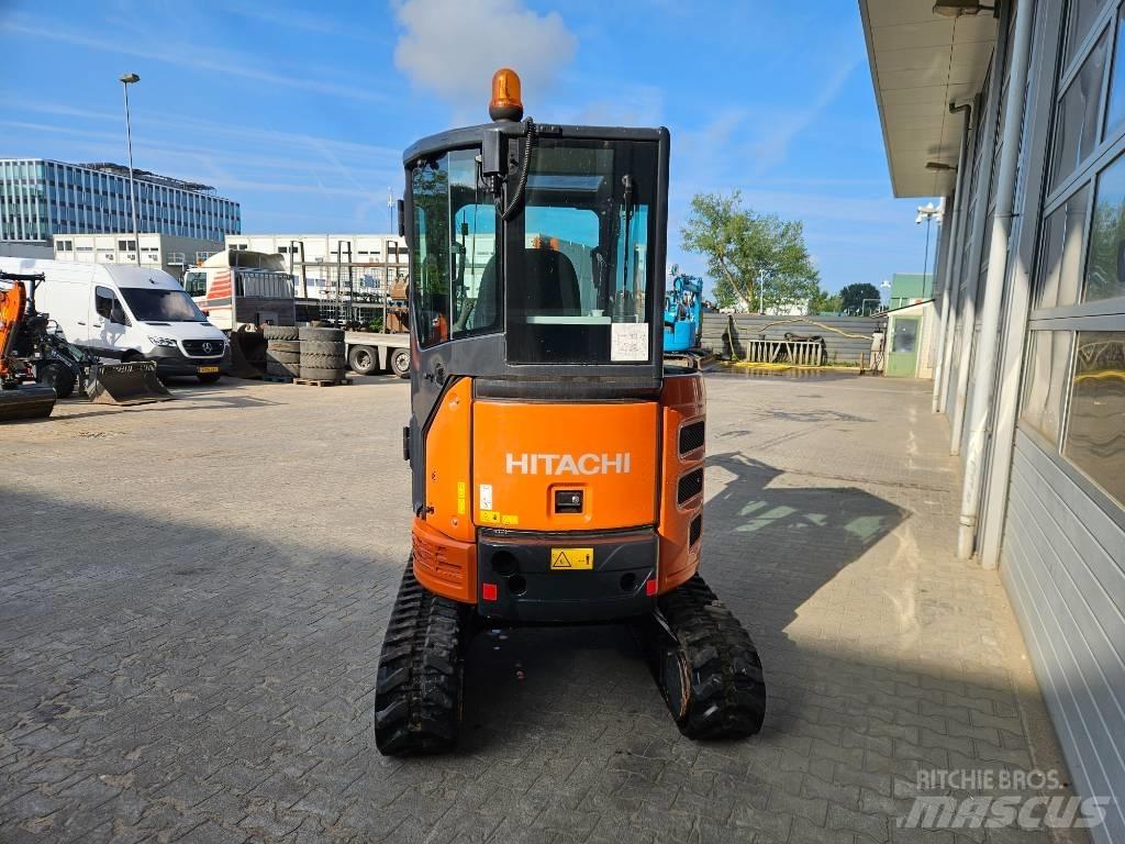 Hitachi ZX26U-6 Mini bagri <7t