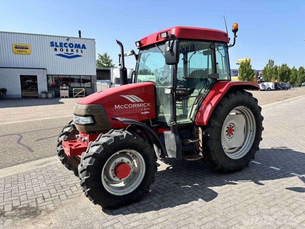 McCormick CX95 Traktorji