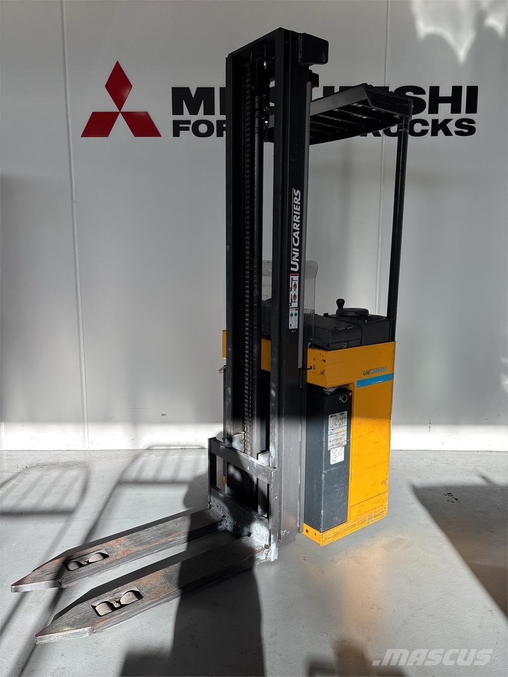 Atlet A160 Samopogonski ročni viličarji