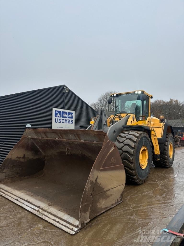 Volvo L 220 G Kolesni nakladalci
