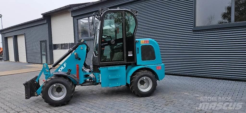 Wolf R906 Kolesni nakladalci