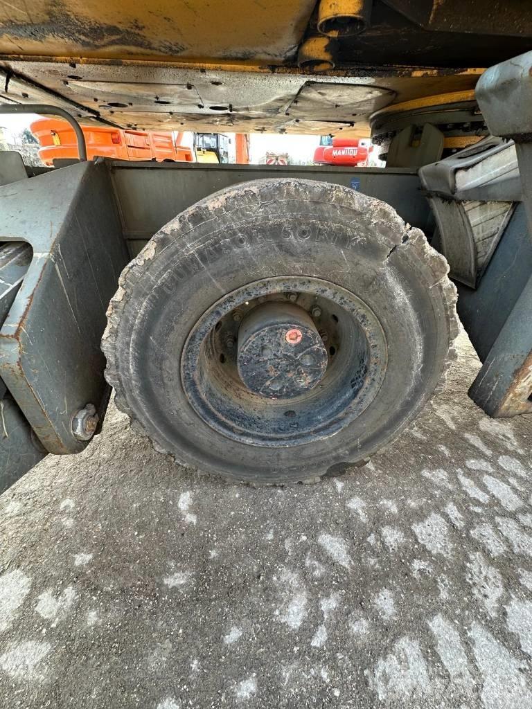Liebherr A 924 B Bagri za prekladanje primarnih/sekundarnih surovin