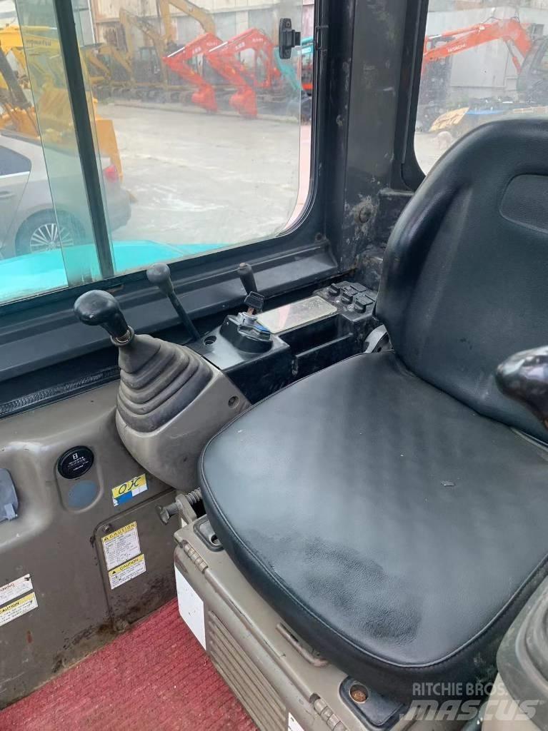 Kobelco 50 Bagri goseničarji