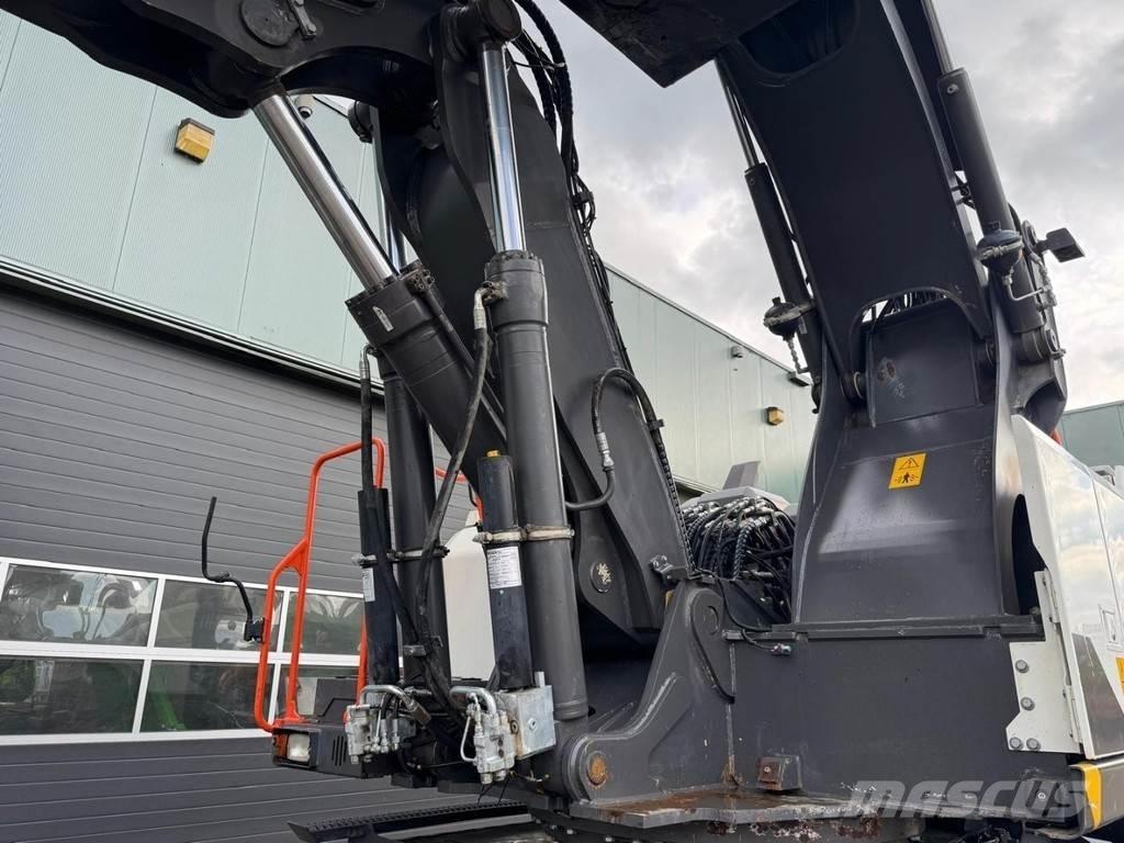 Volvo EW220 E Bagri za prekladanje primarnih/sekundarnih surovin