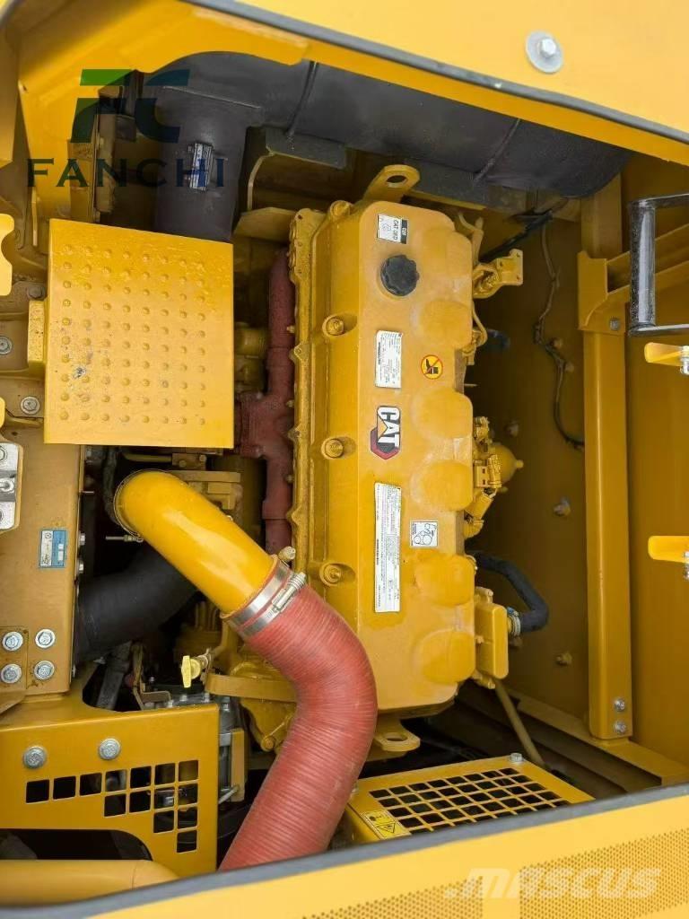 CAT 349 Bagri goseničarji