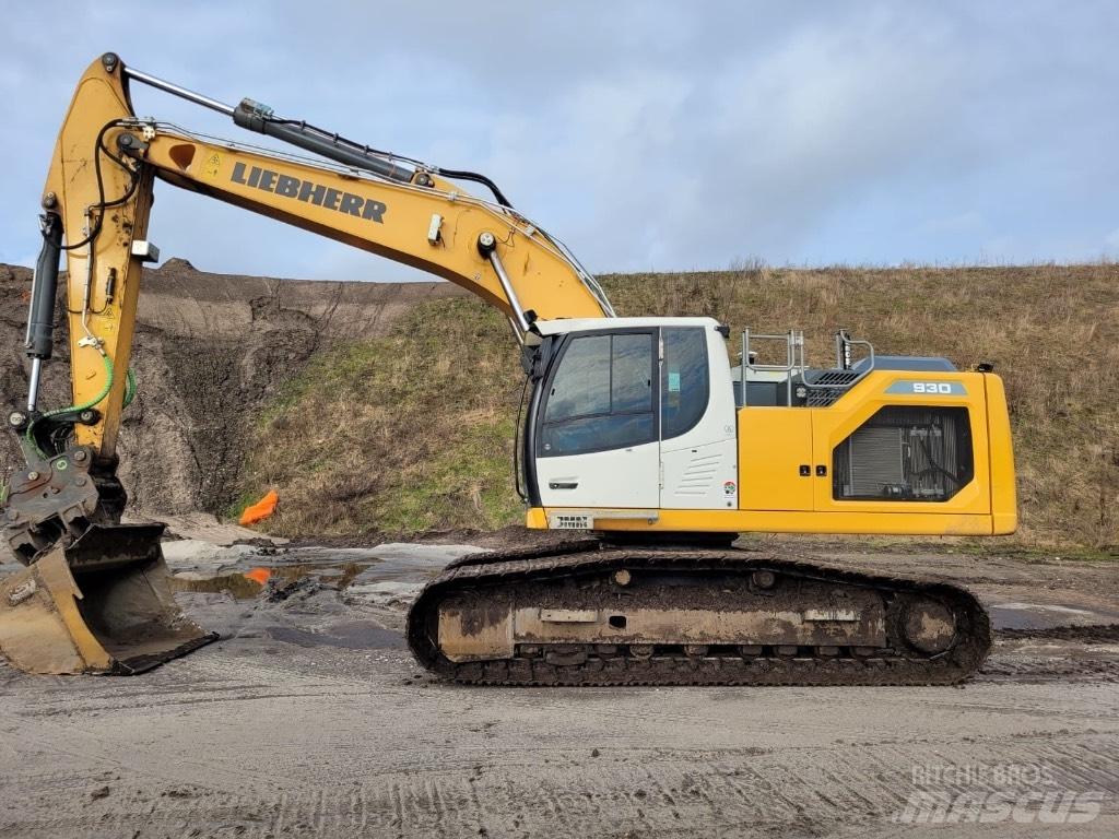 Liebherr R930 G8 Bagri goseničarji
