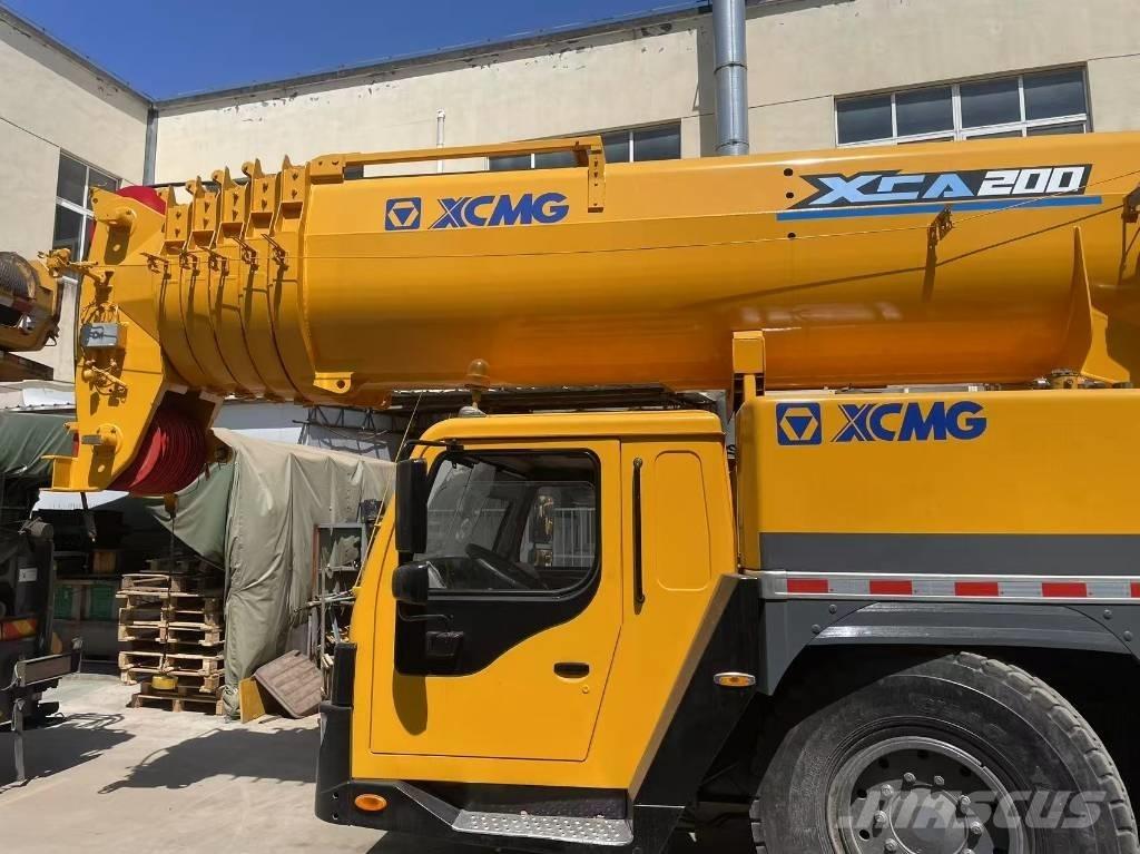 XCMG QY200K Avtodvigala